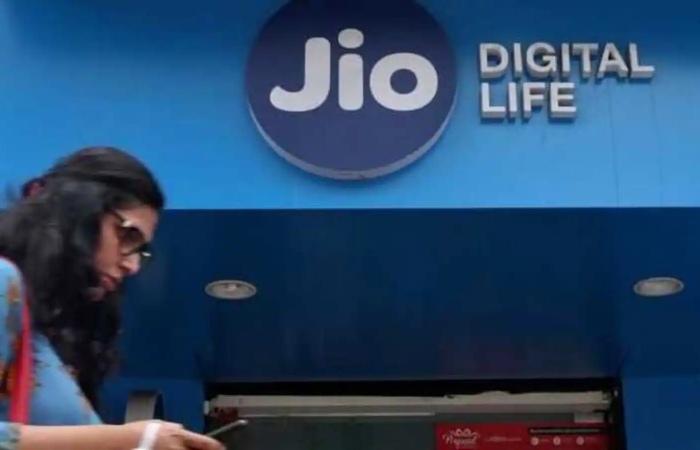 About the Jio IPO