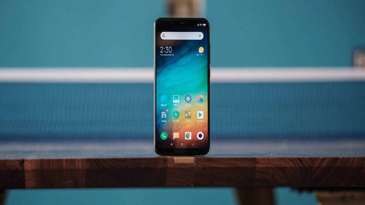 Xiaomi Mi 8 Review